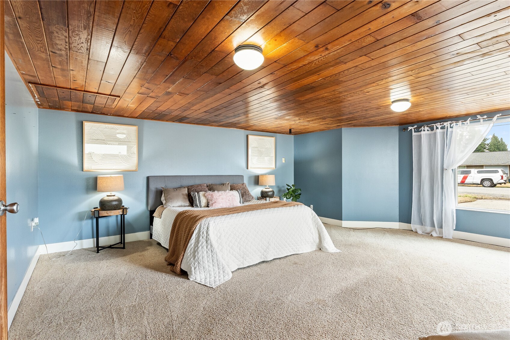 5221 86th Place Property Photo 13