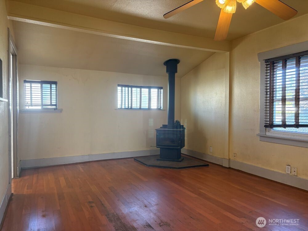 6602 S Junett Street Property Photo 4