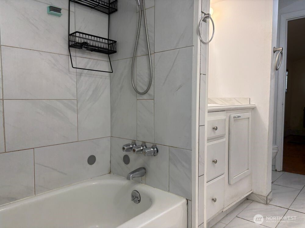 6602 S Junett Street Property Photo 10