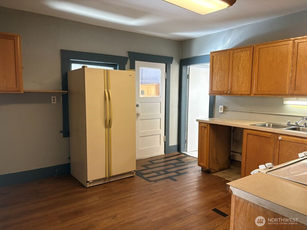 6602 S Junett Street Property Photo 12