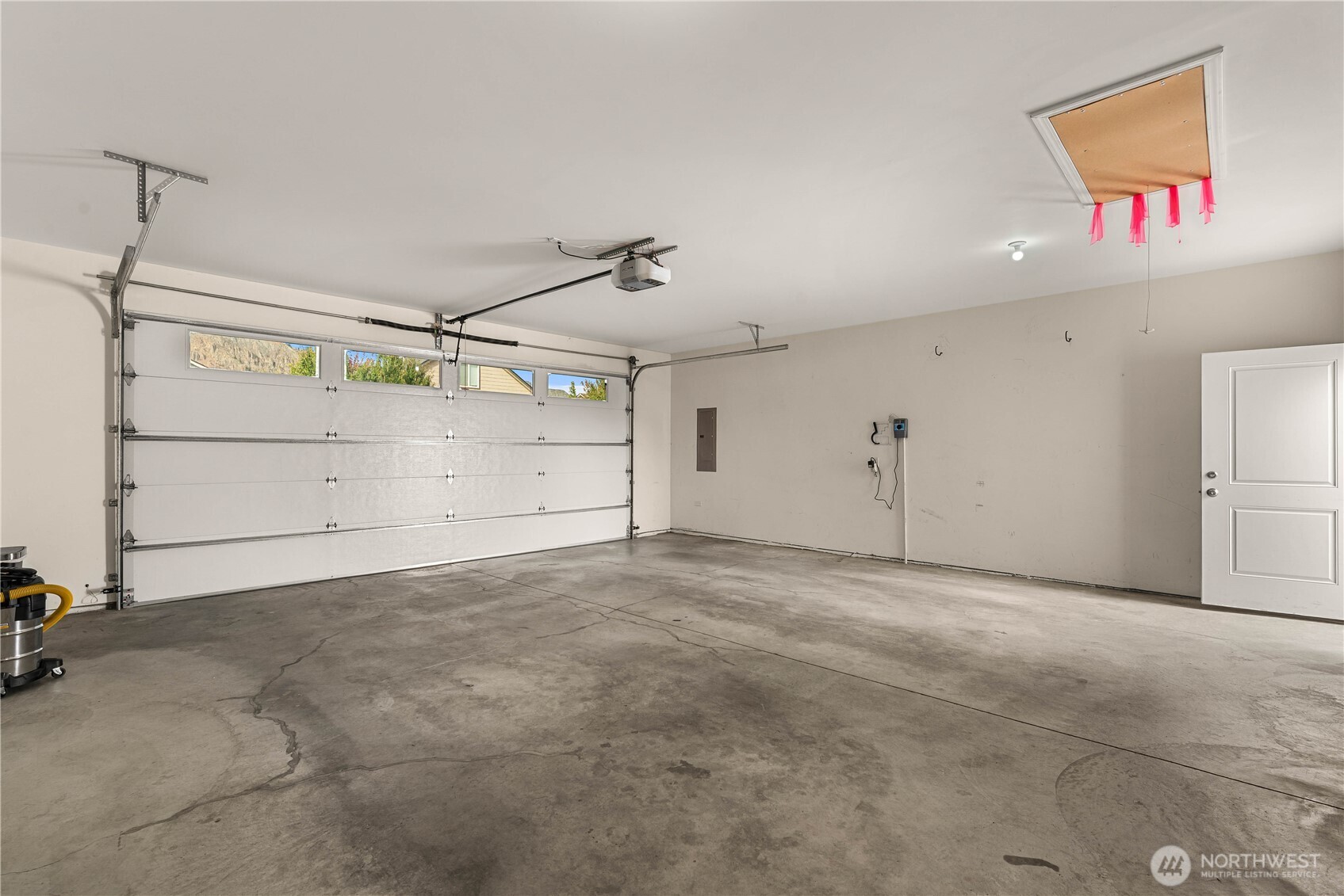 1719 Brambling Brae Property Photo 19