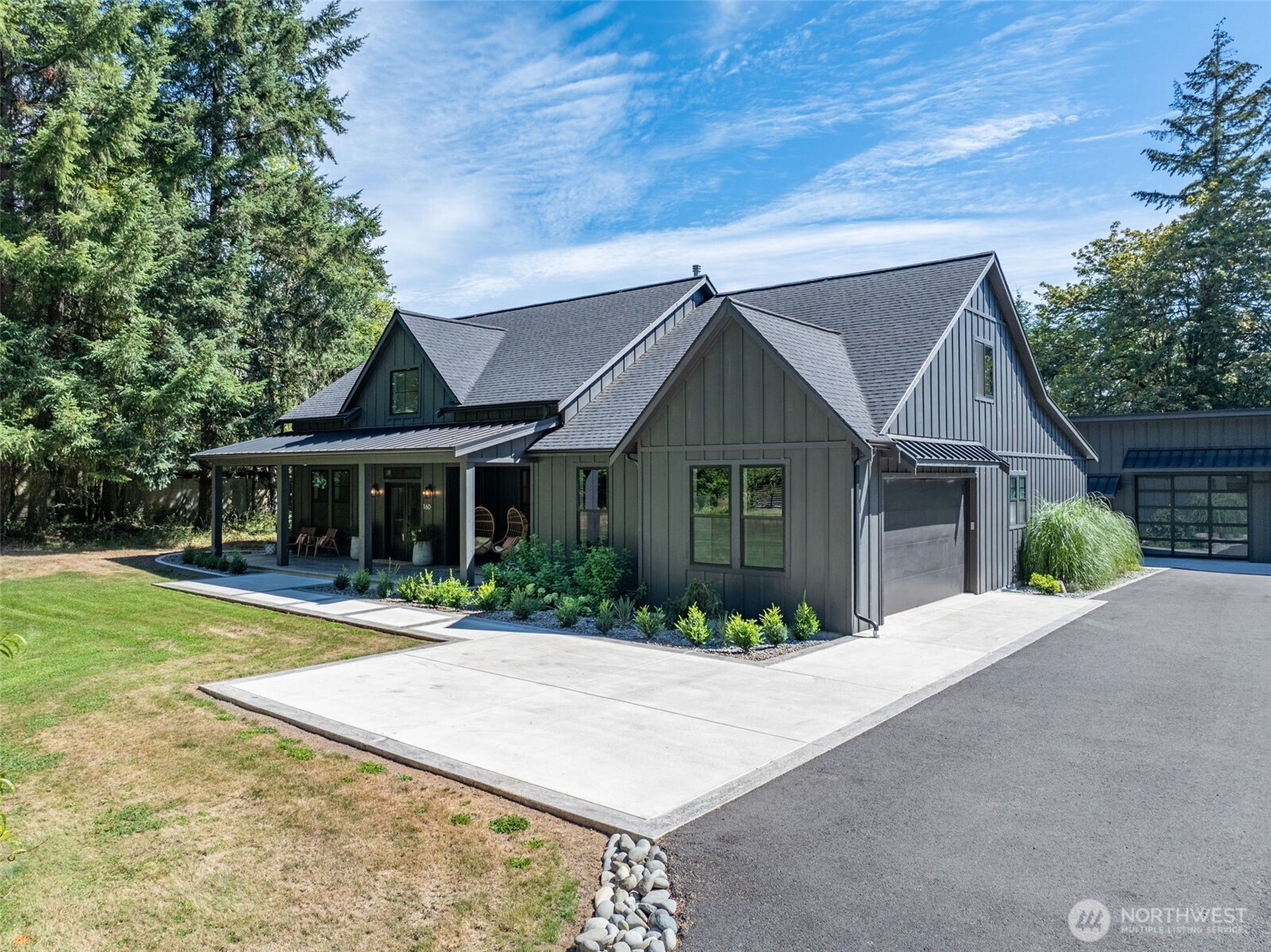 160 Devereese Road Property Photo 3