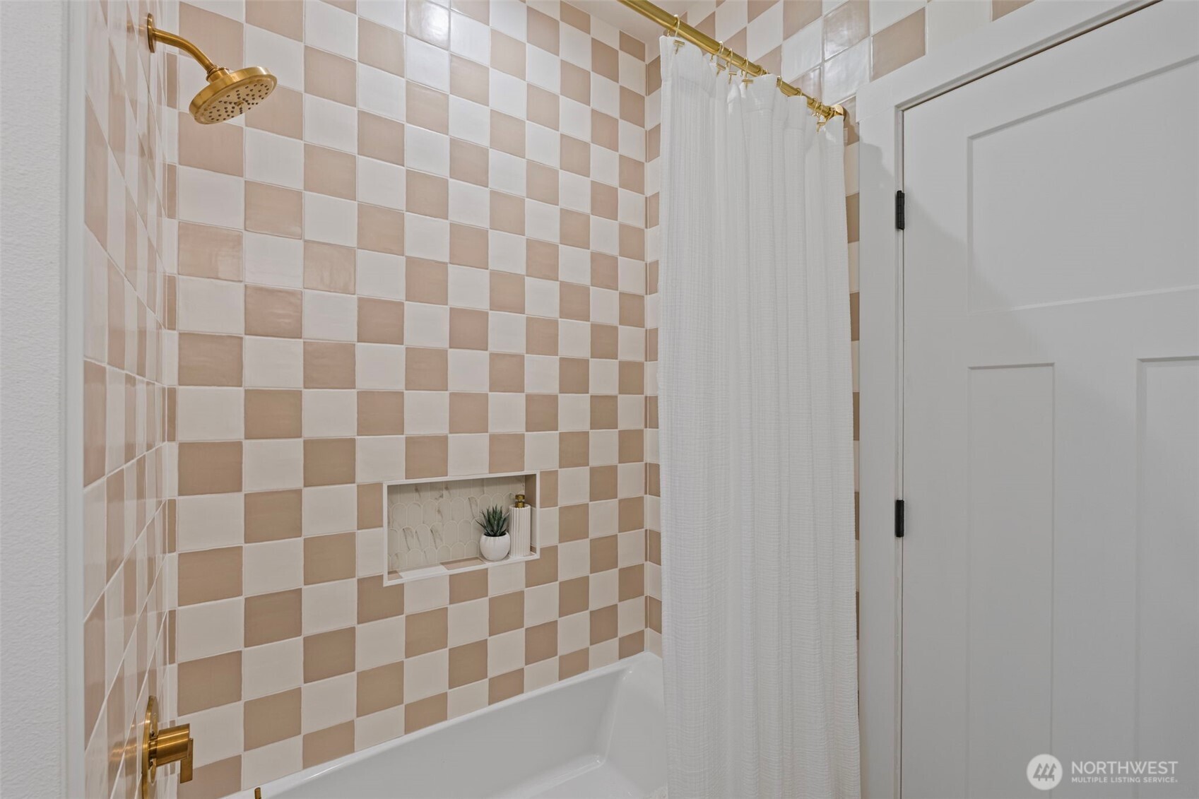 160 Devereese Road Property Photo 23