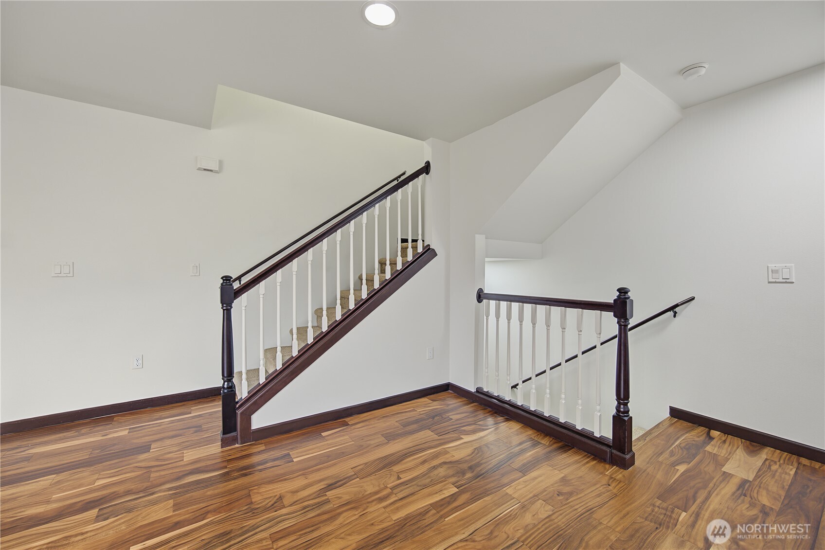 13216 33rd Place 3 Property Photo 8
