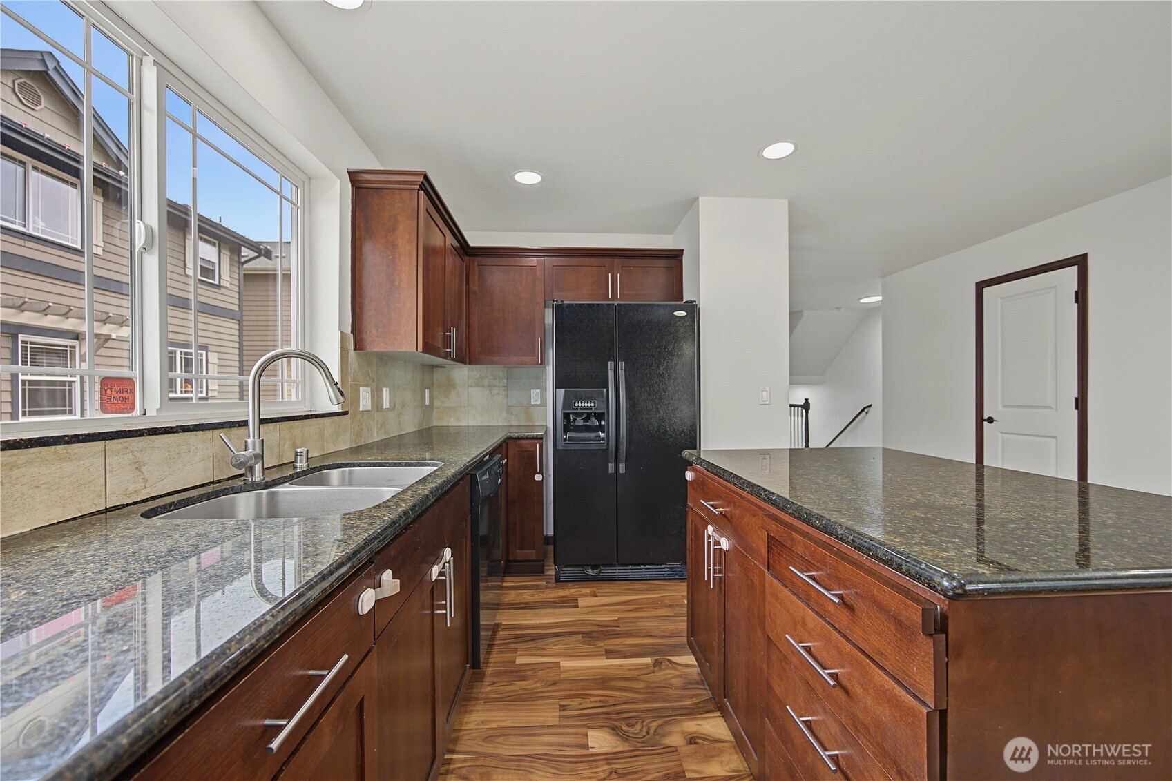 13216 33rd Place 3 Property Photo 14