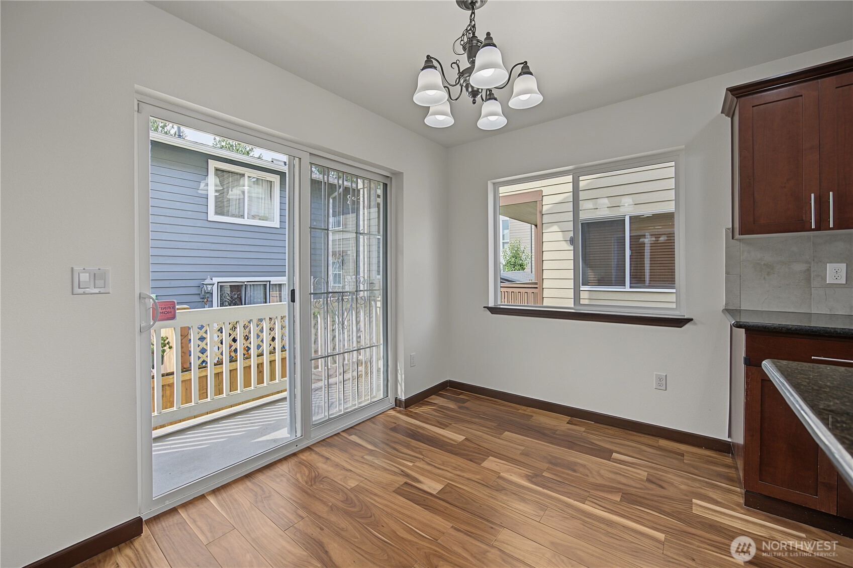 13216 33rd Place 3 Property Photo 17