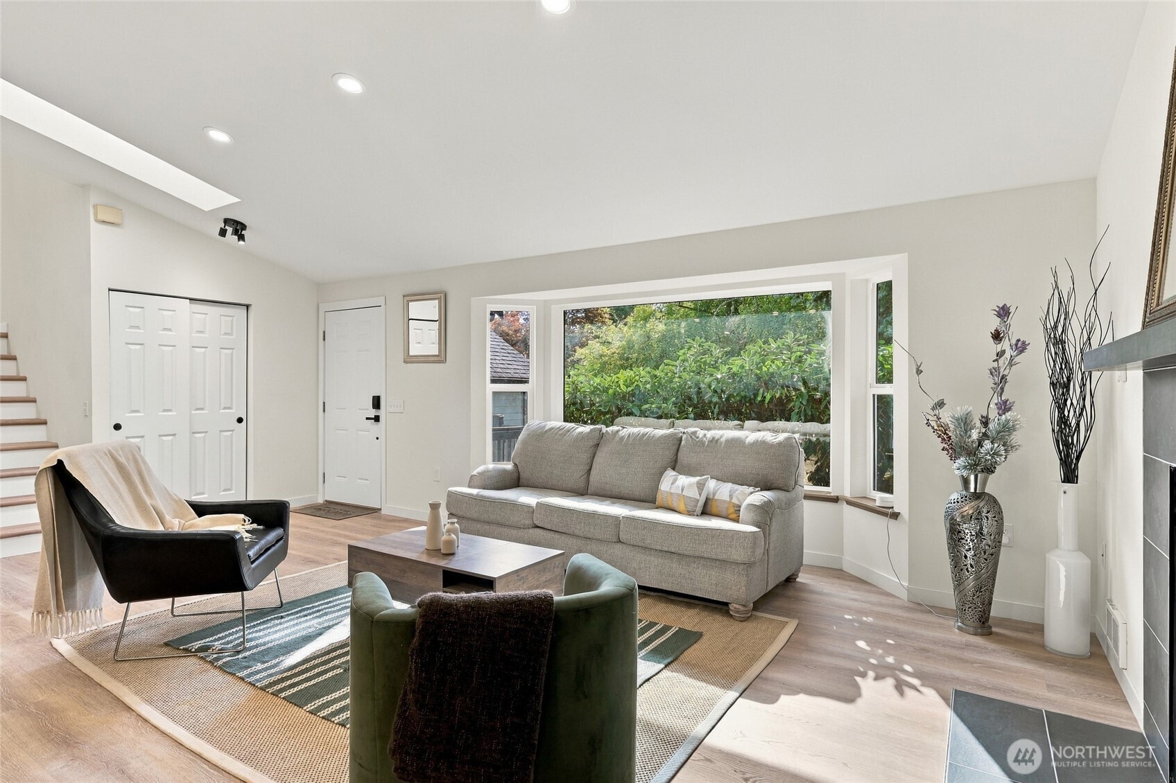 14901 8th Place Property Photo 7