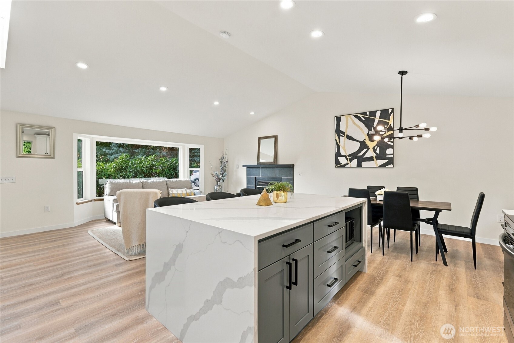 14901 8th Place Property Photo 12