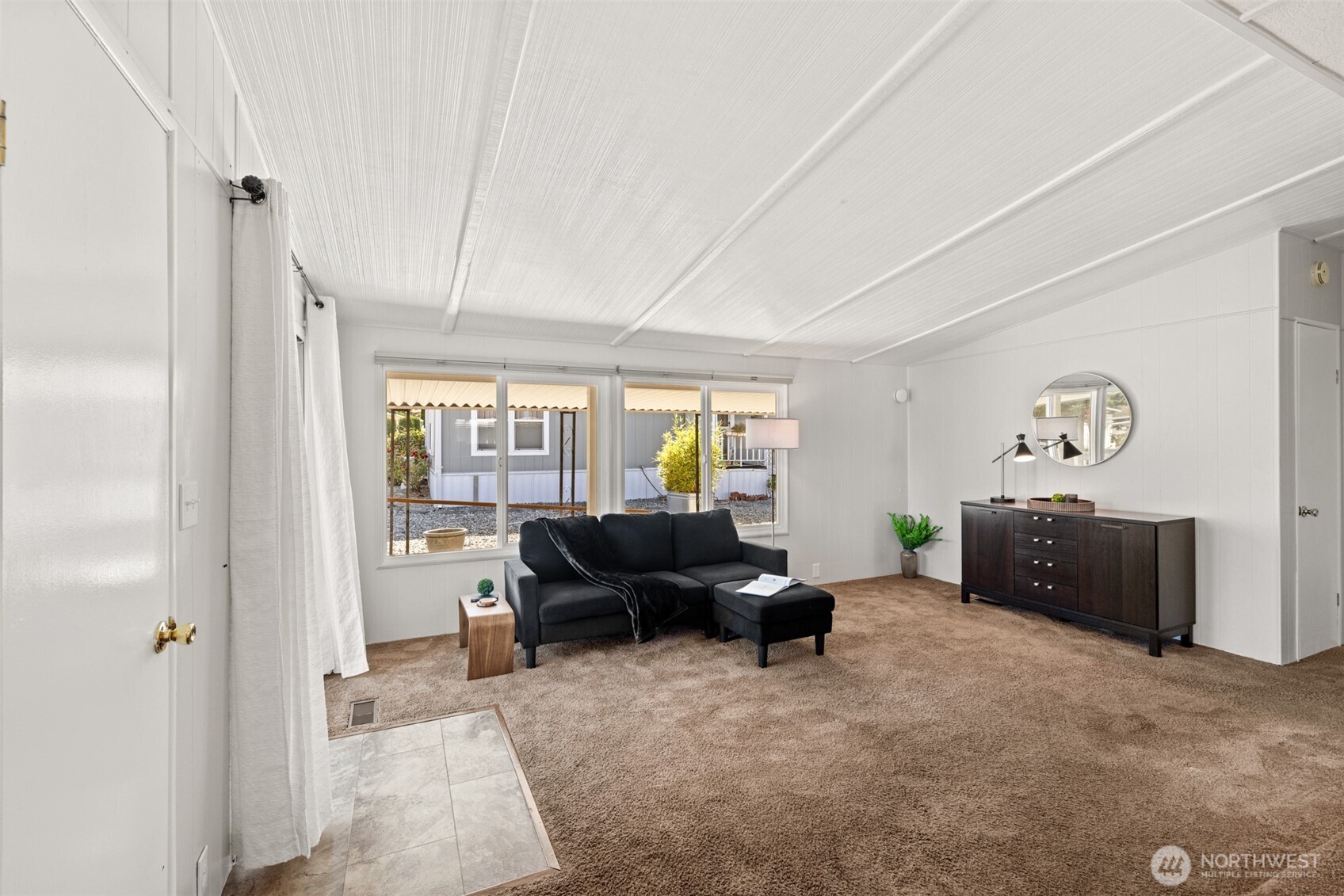 921 S Third Avenue 18 Property Photo 23