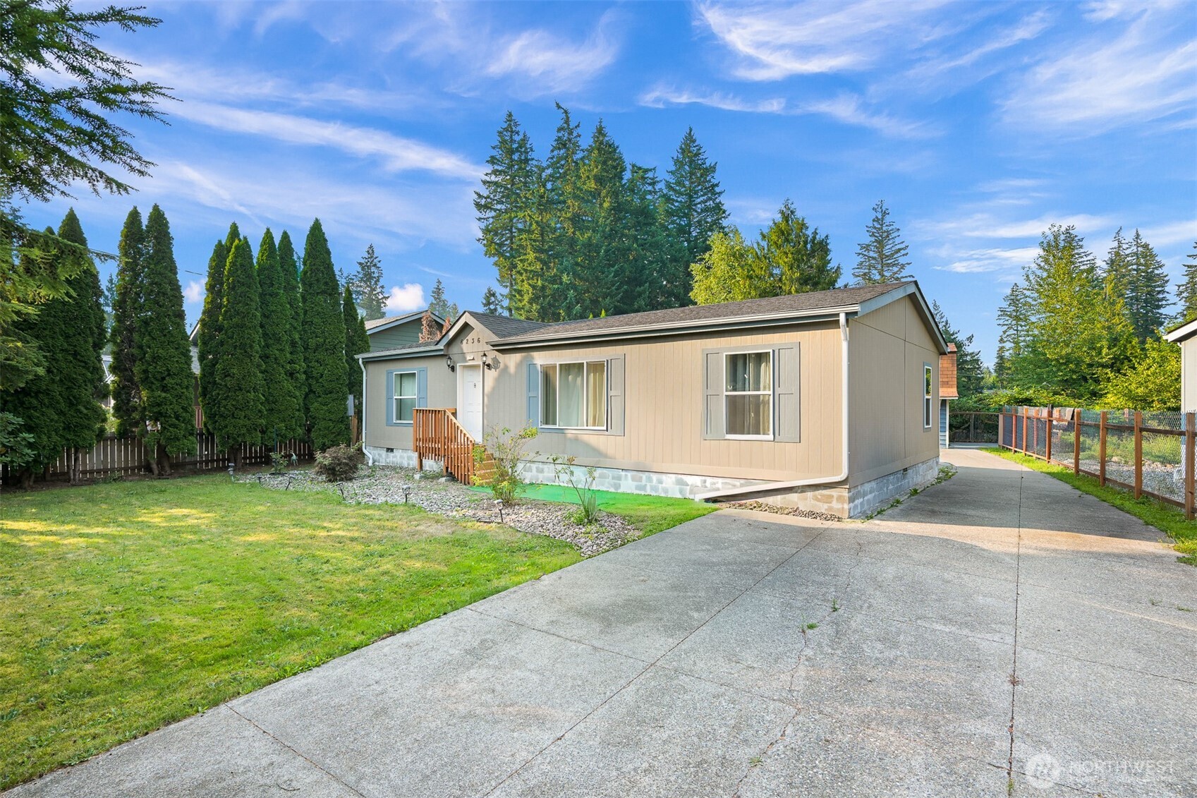 6236 Azure Way Property Photo 1