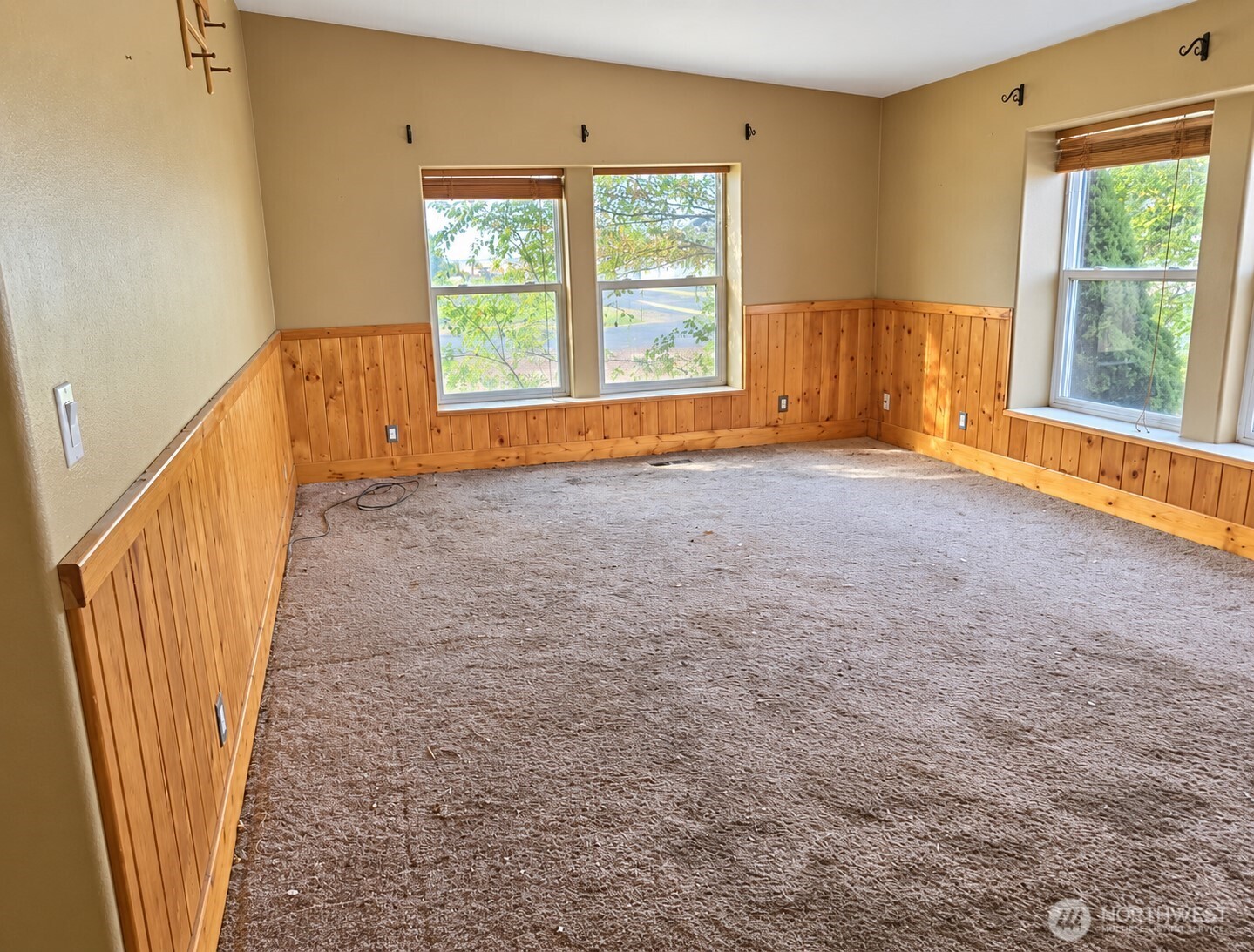 423 Caldwell Street Property Photo 2