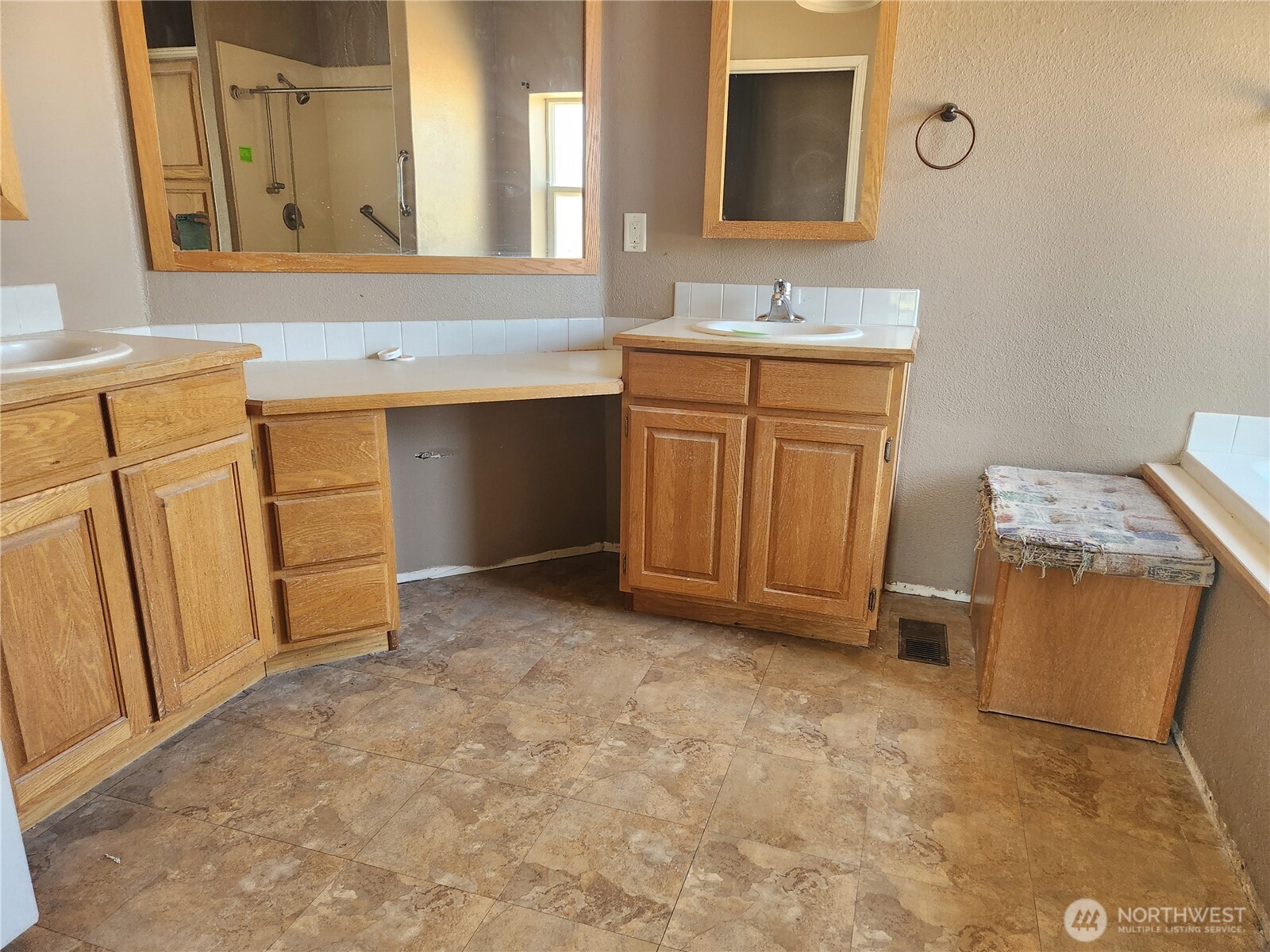 423 Caldwell Street Property Photo 9