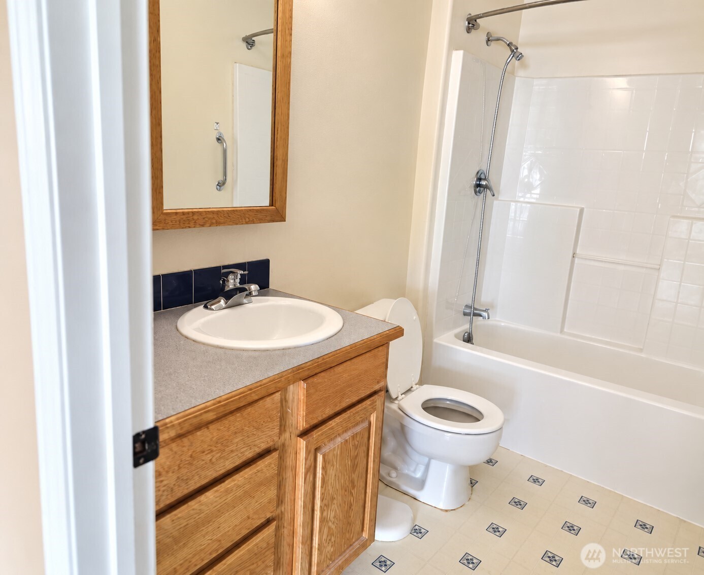 423 Caldwell Street Property Photo 12