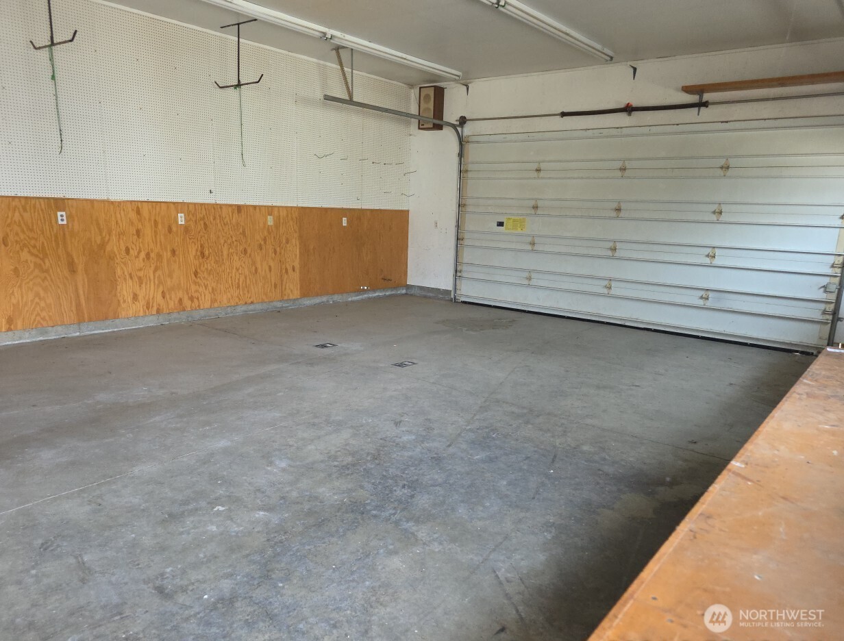 423 Caldwell Street Property Photo 14