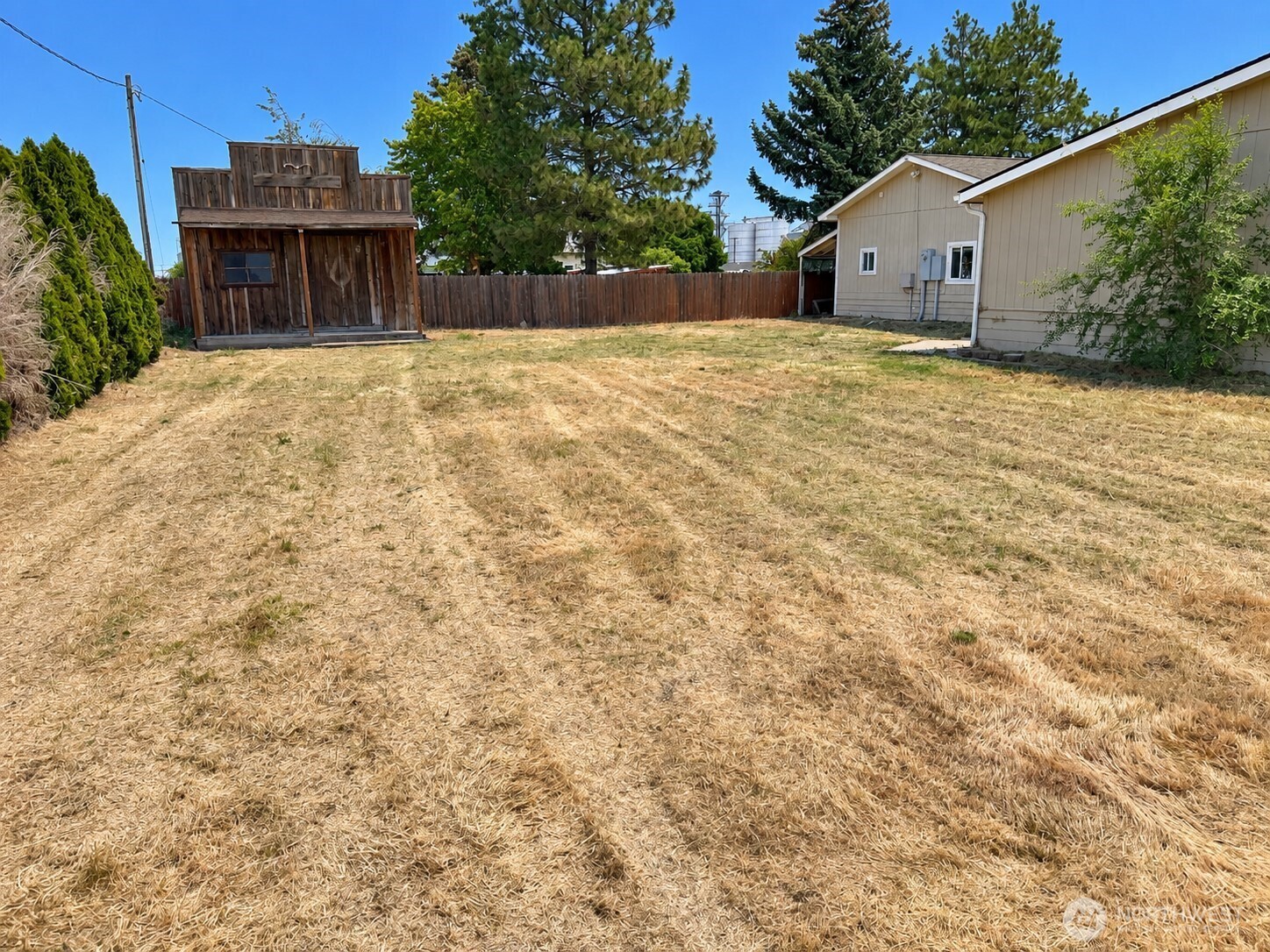 423 Caldwell Street Property Photo 16