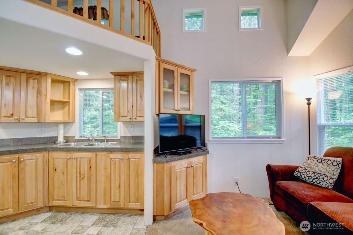 20 Goldrush Road Property Photo 14