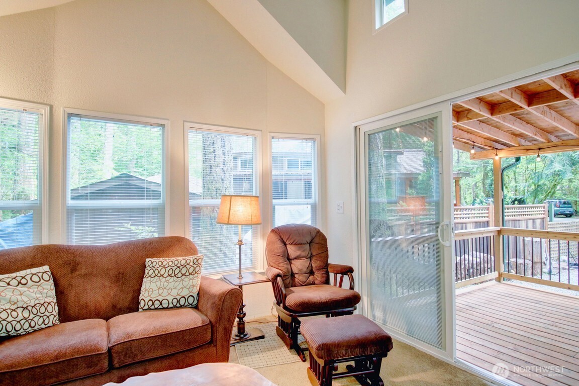 20 Goldrush Road Property Photo 16