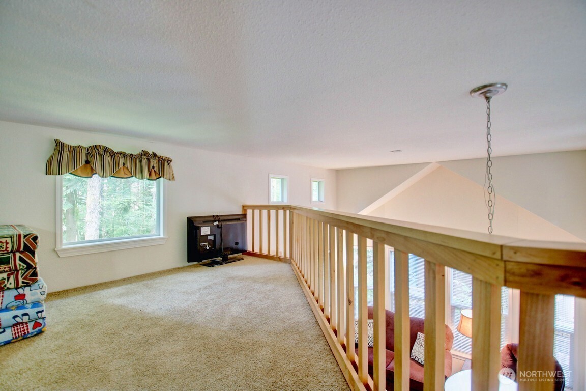 20 Goldrush Road Property Photo 18