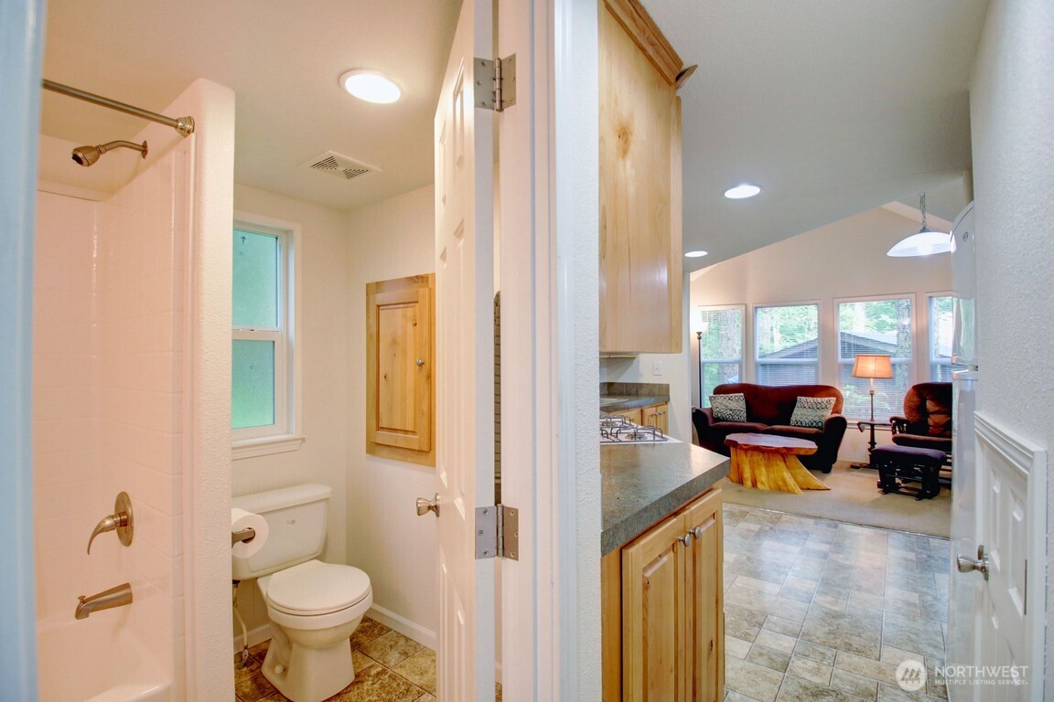 20 Goldrush Road Property Photo 21