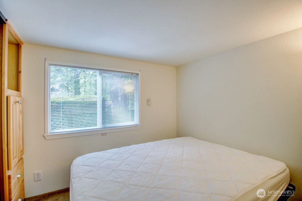20 Goldrush Road Property Photo 23
