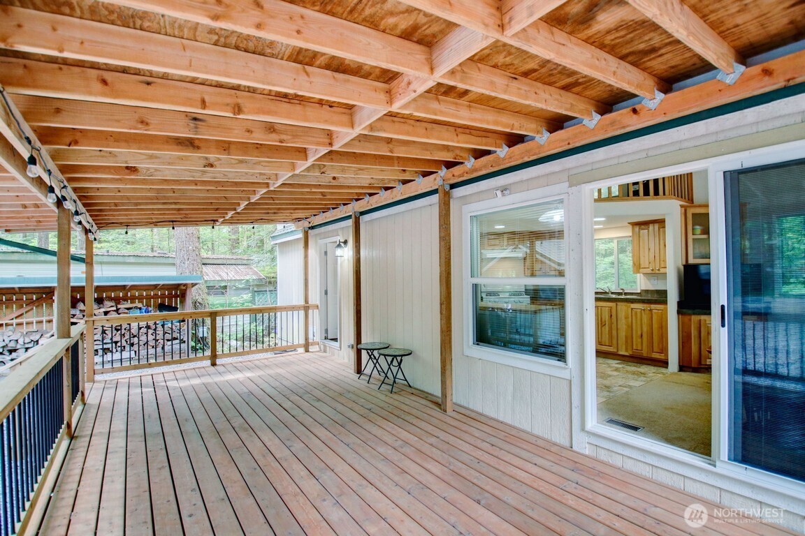 20 Goldrush Road Property Photo 25