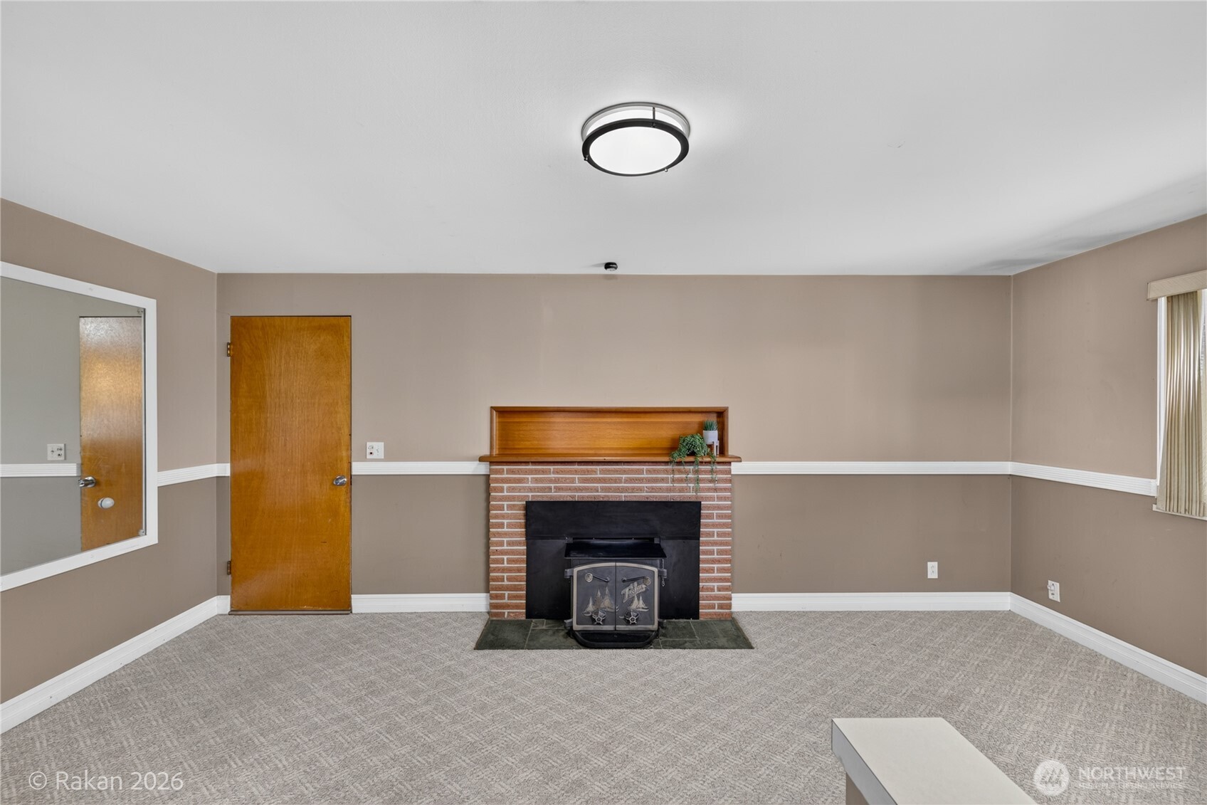 2491 Carefree Place Property Photo 13