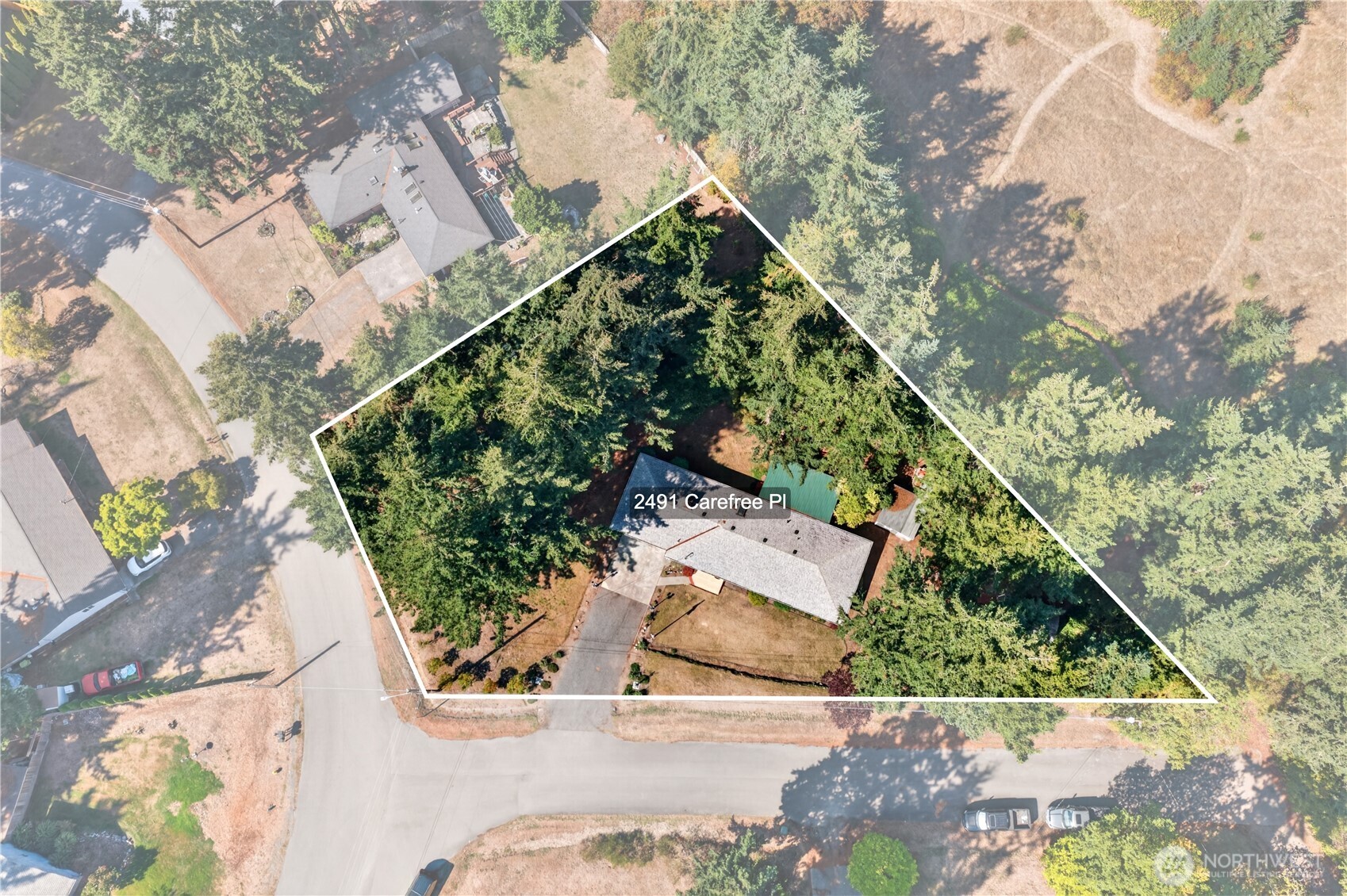 2491 Carefree Place Property Photo 37