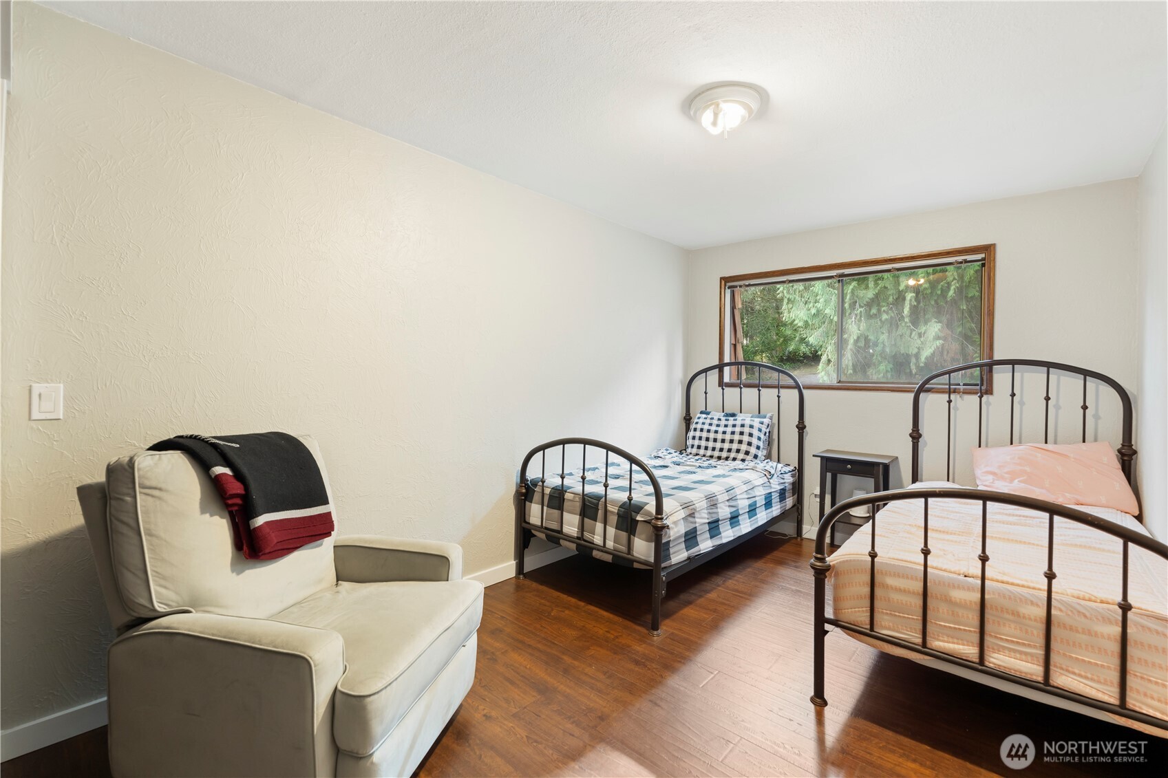 168 Chilvers Road E & F Property Photo 21