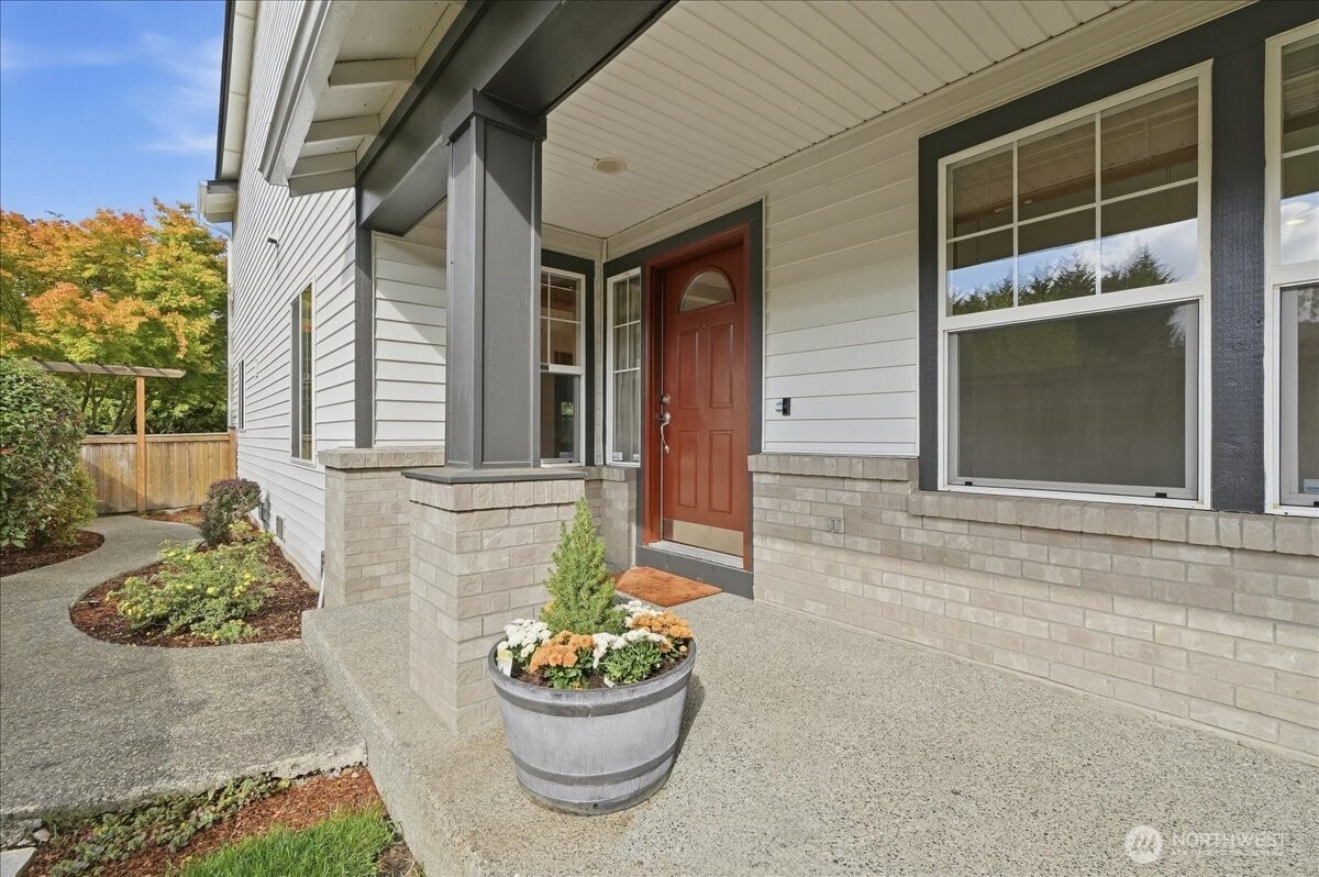 36009 9th Court Property Photo 3