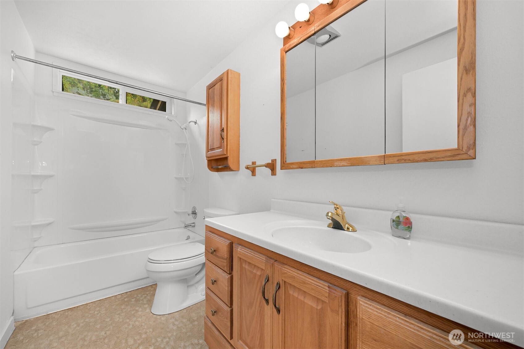5948 Longdin Road Property Photo 15