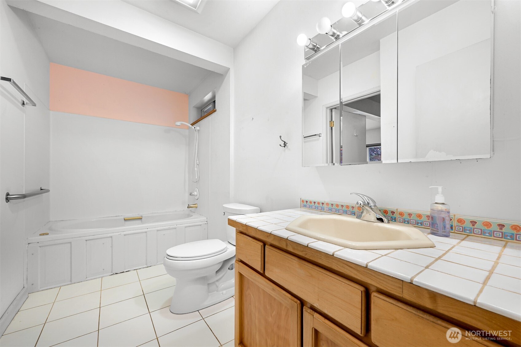 5948 Longdin Road Property Photo 17