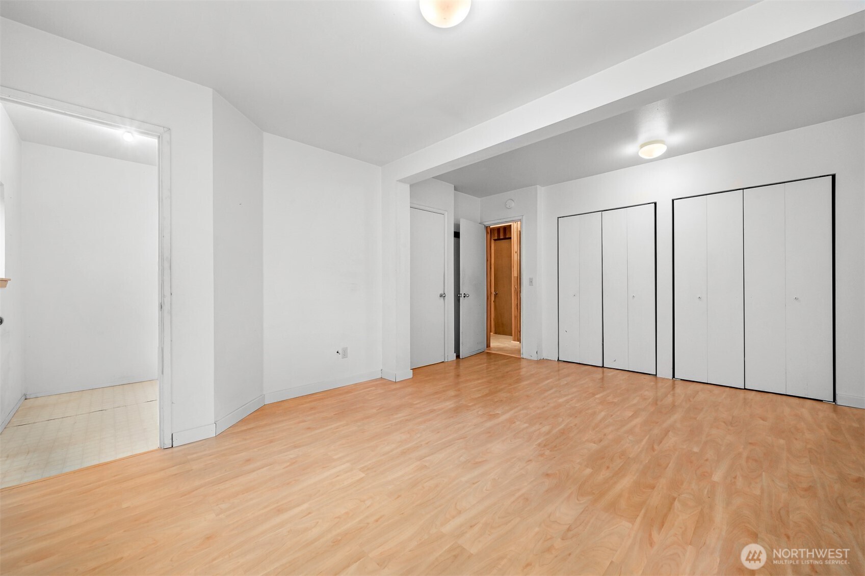 5948 Longdin Road Property Photo 19