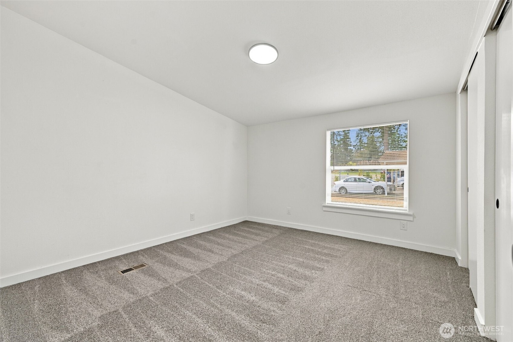 16604 4th Avenue Ct 119 Property Photo 18