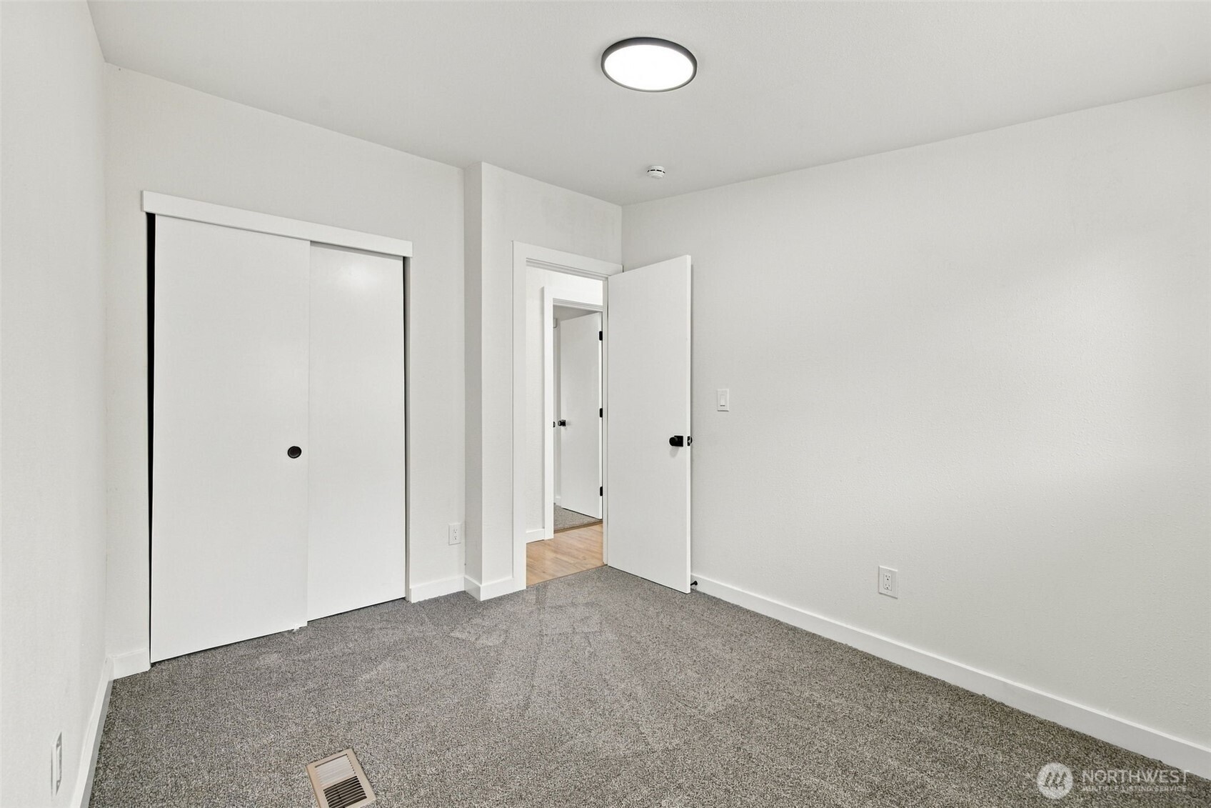 16604 4th Avenue Ct 119 Property Photo 23