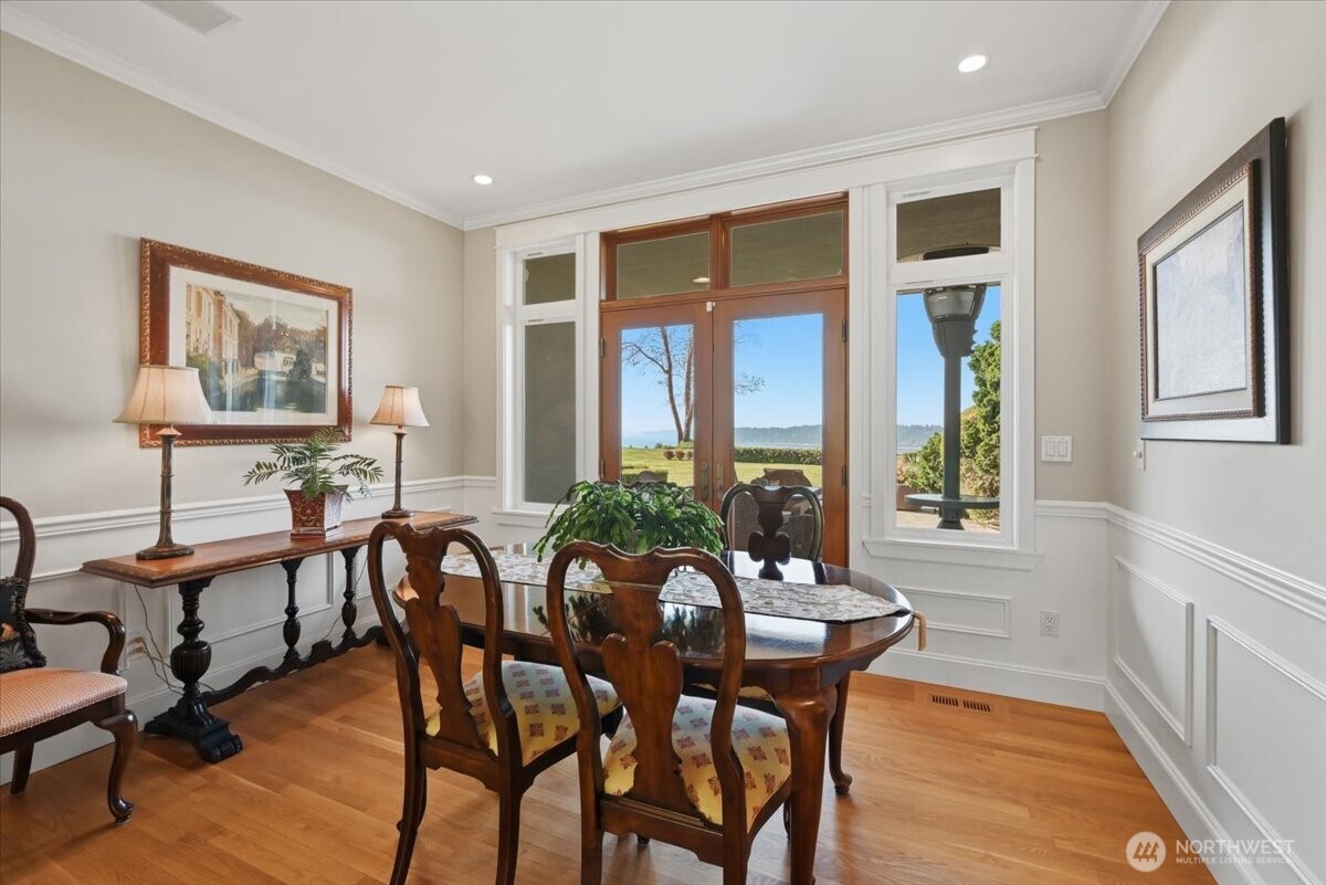 13002 Marine Drive Property Photo 6