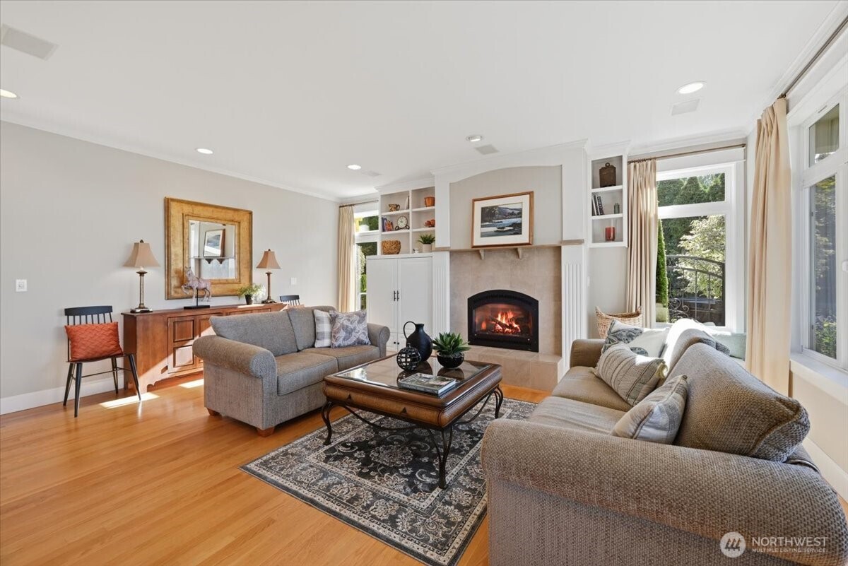 13002 Marine Drive Property Photo 12