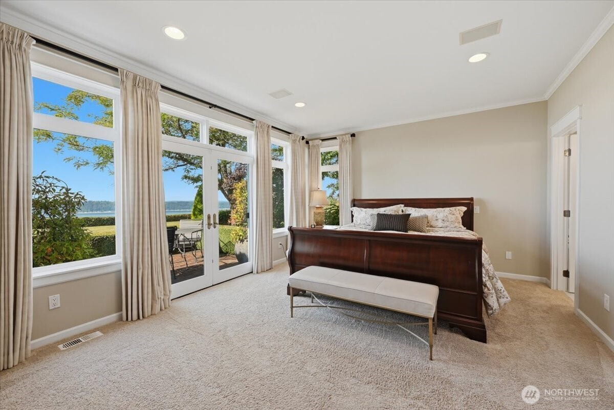 13002 Marine Drive Property Photo 15