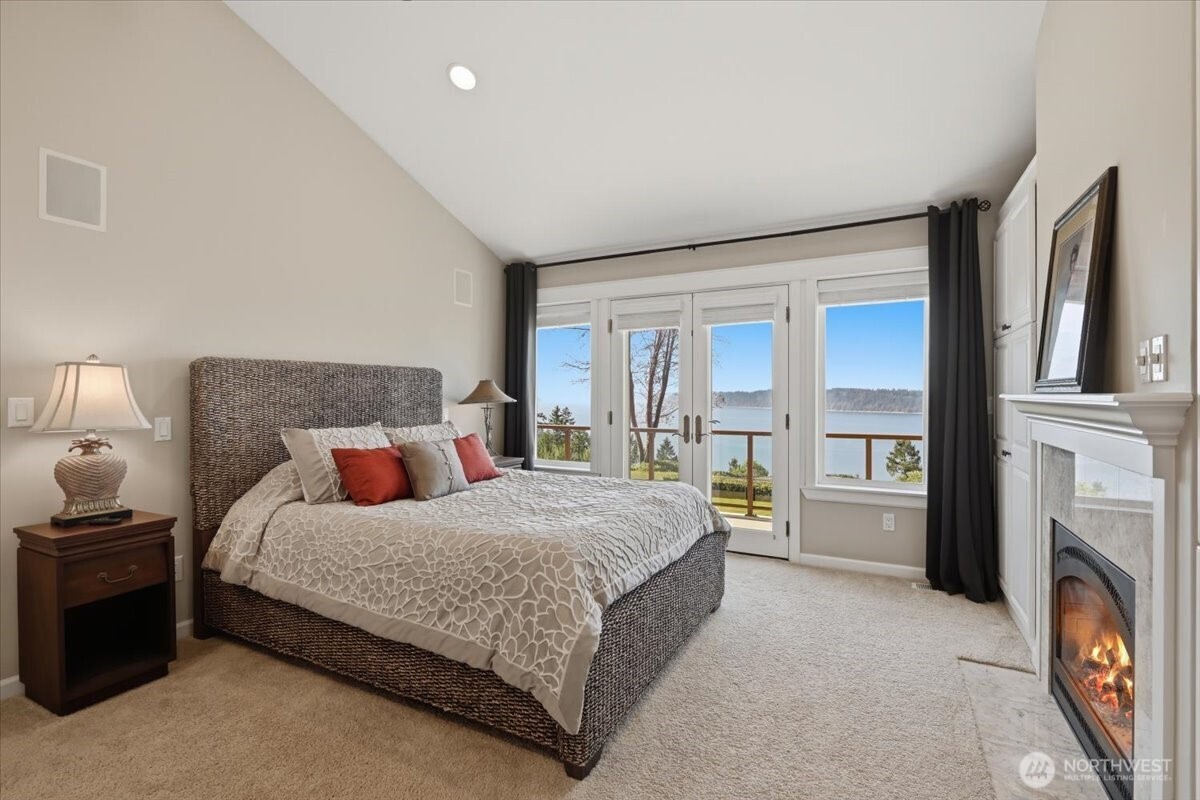 13002 Marine Drive Property Photo 26
