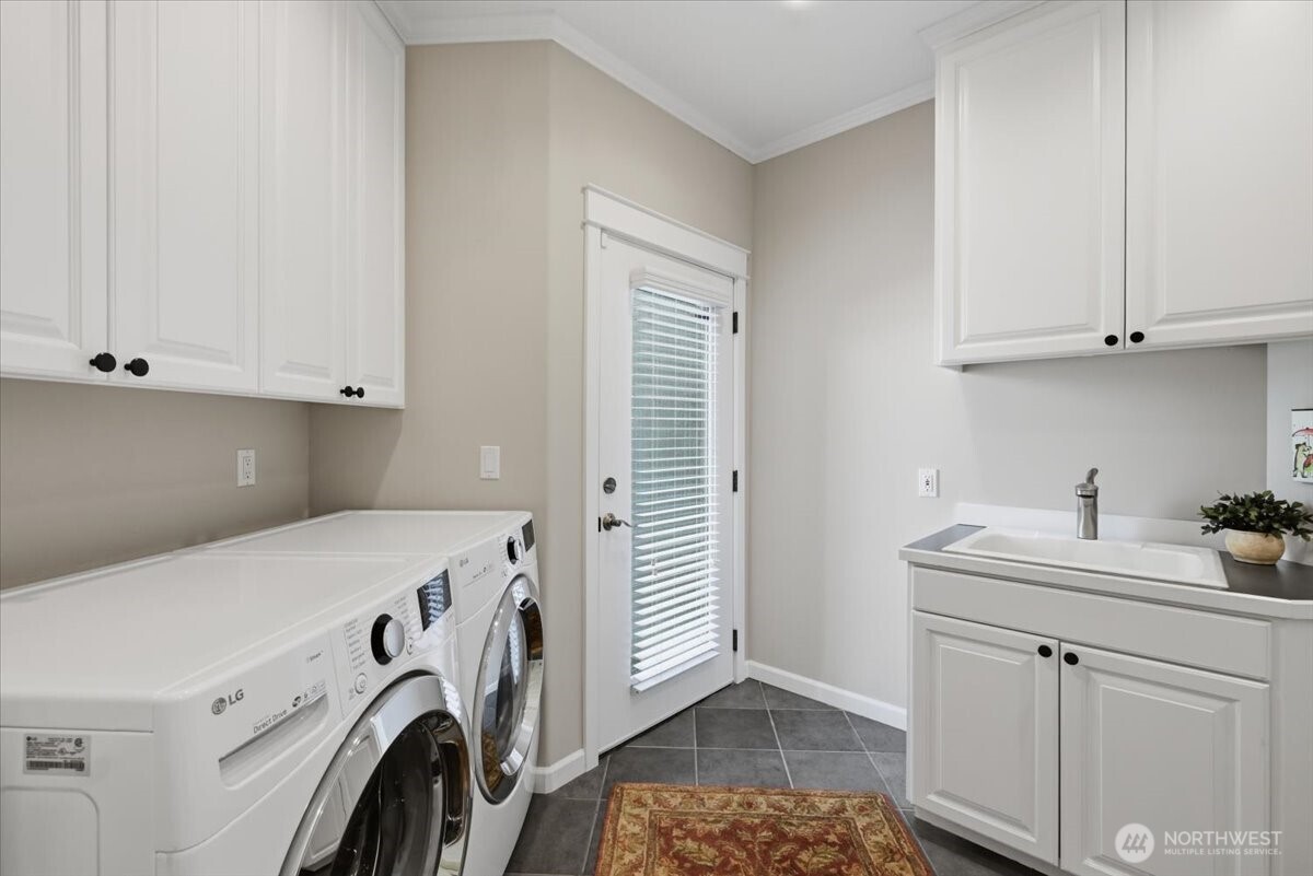 13002 Marine Drive Property Photo 31