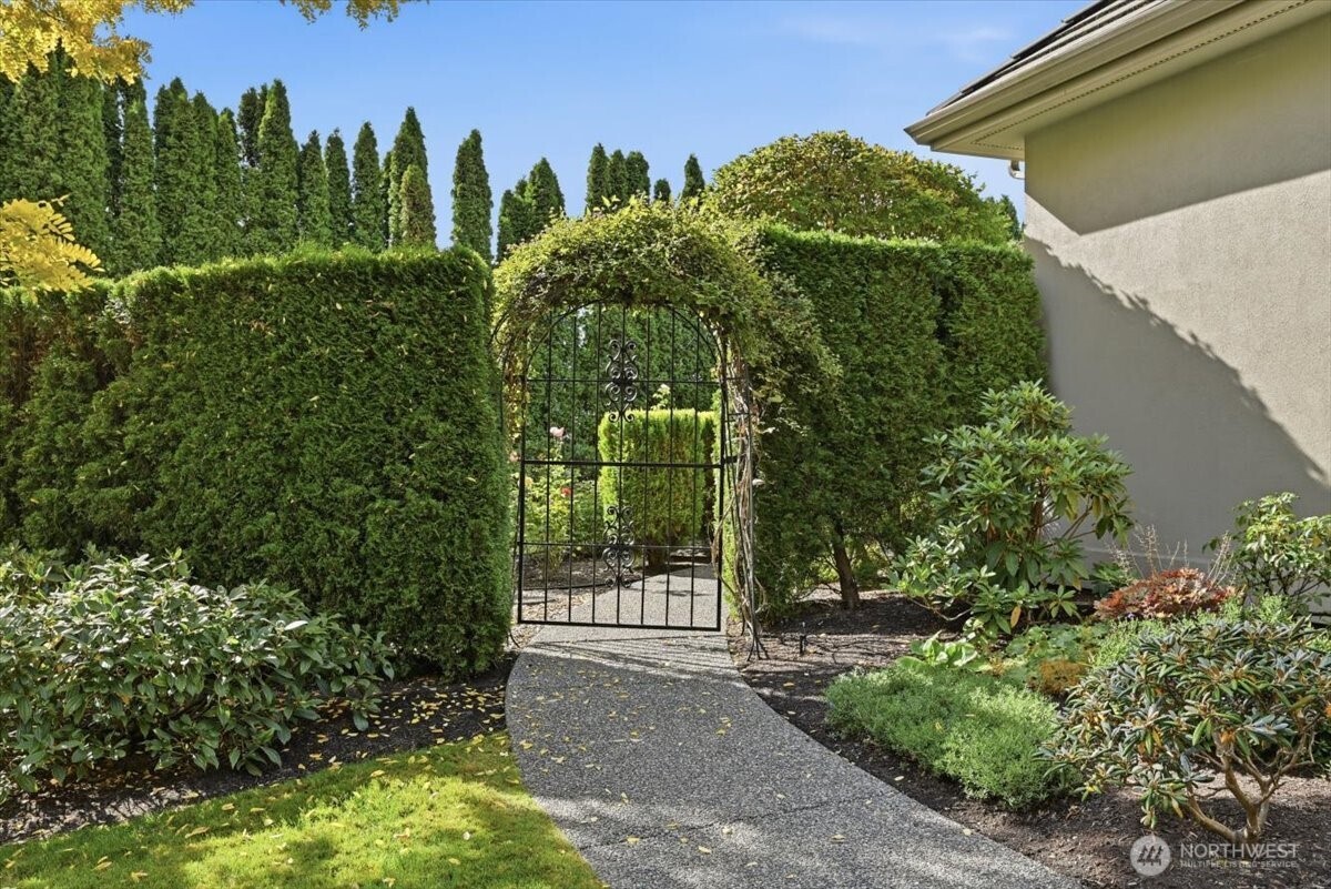 13002 Marine Drive Property Photo 35