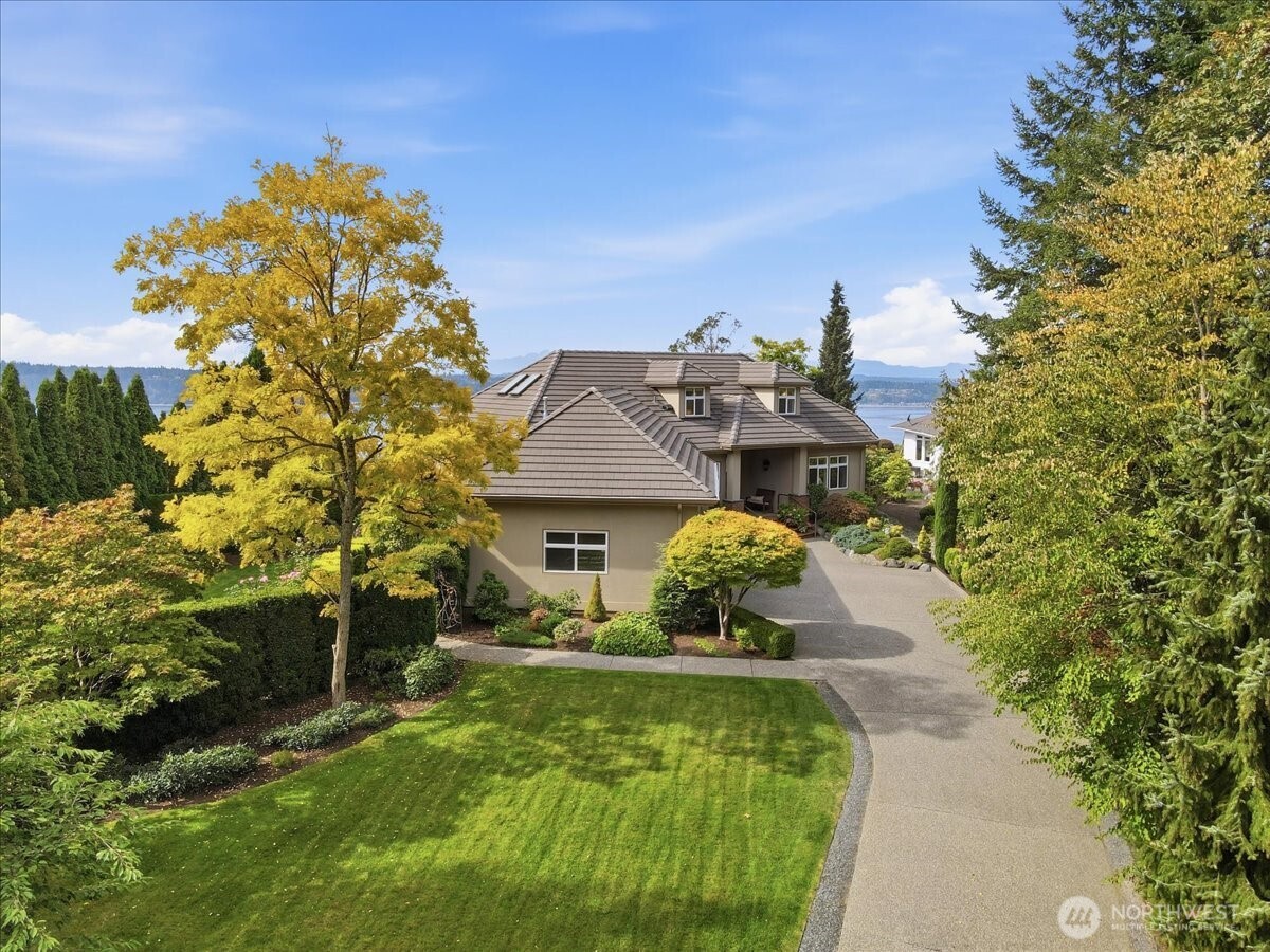 13002 Marine Drive Property Photo 36