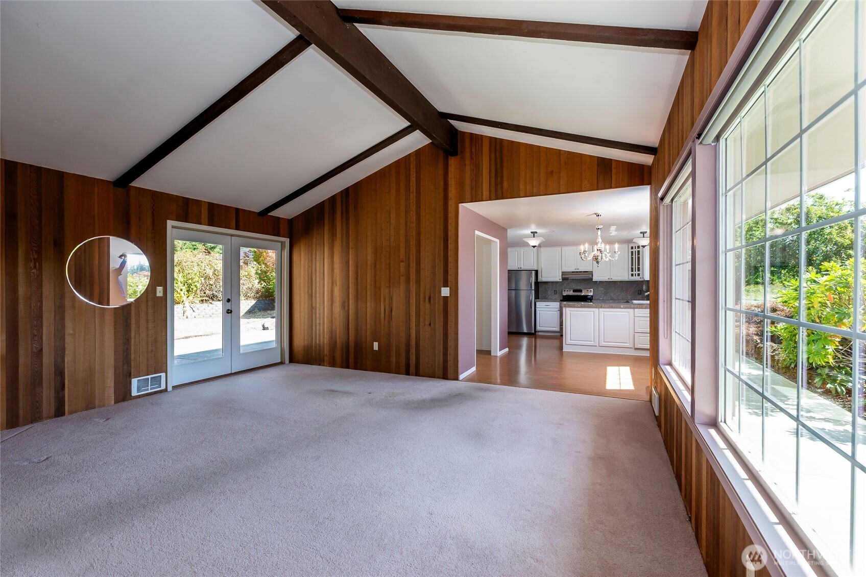 842 Treeline Drive Property Photo 4