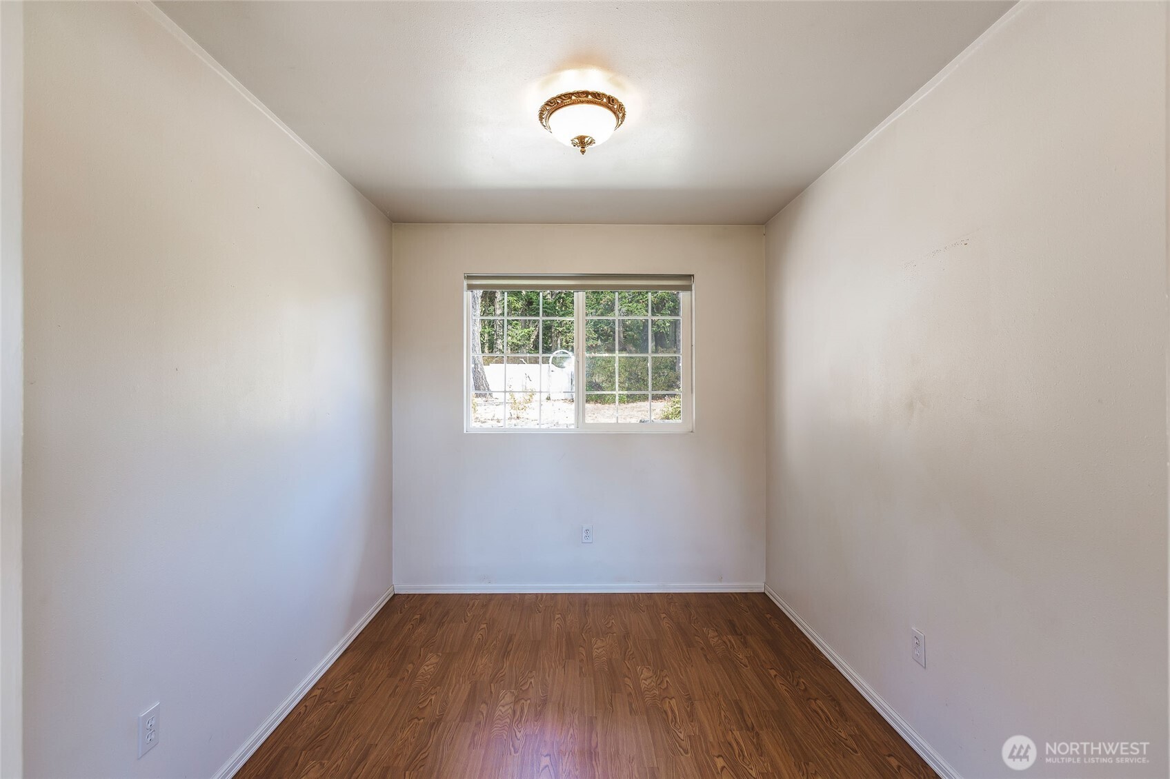842 Treeline Drive Property Photo 10