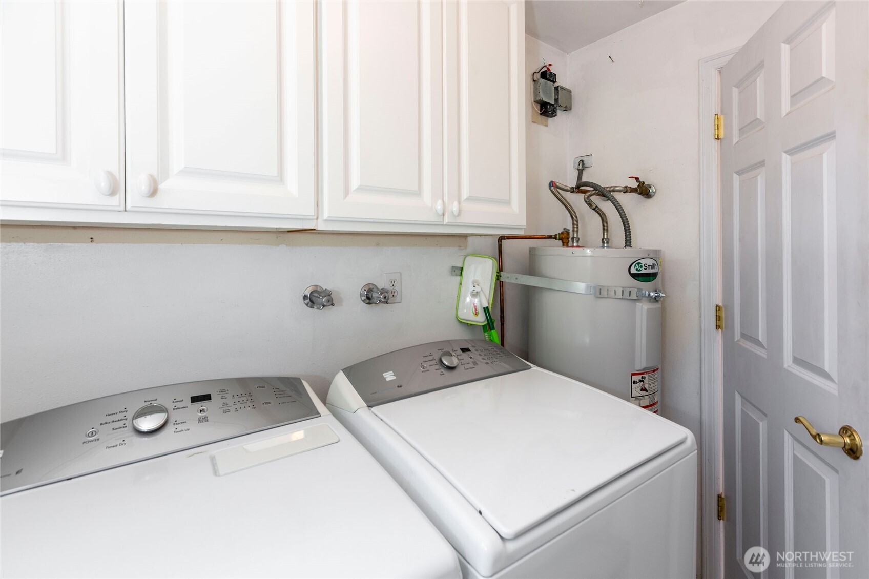 842 Treeline Drive Property Photo 23