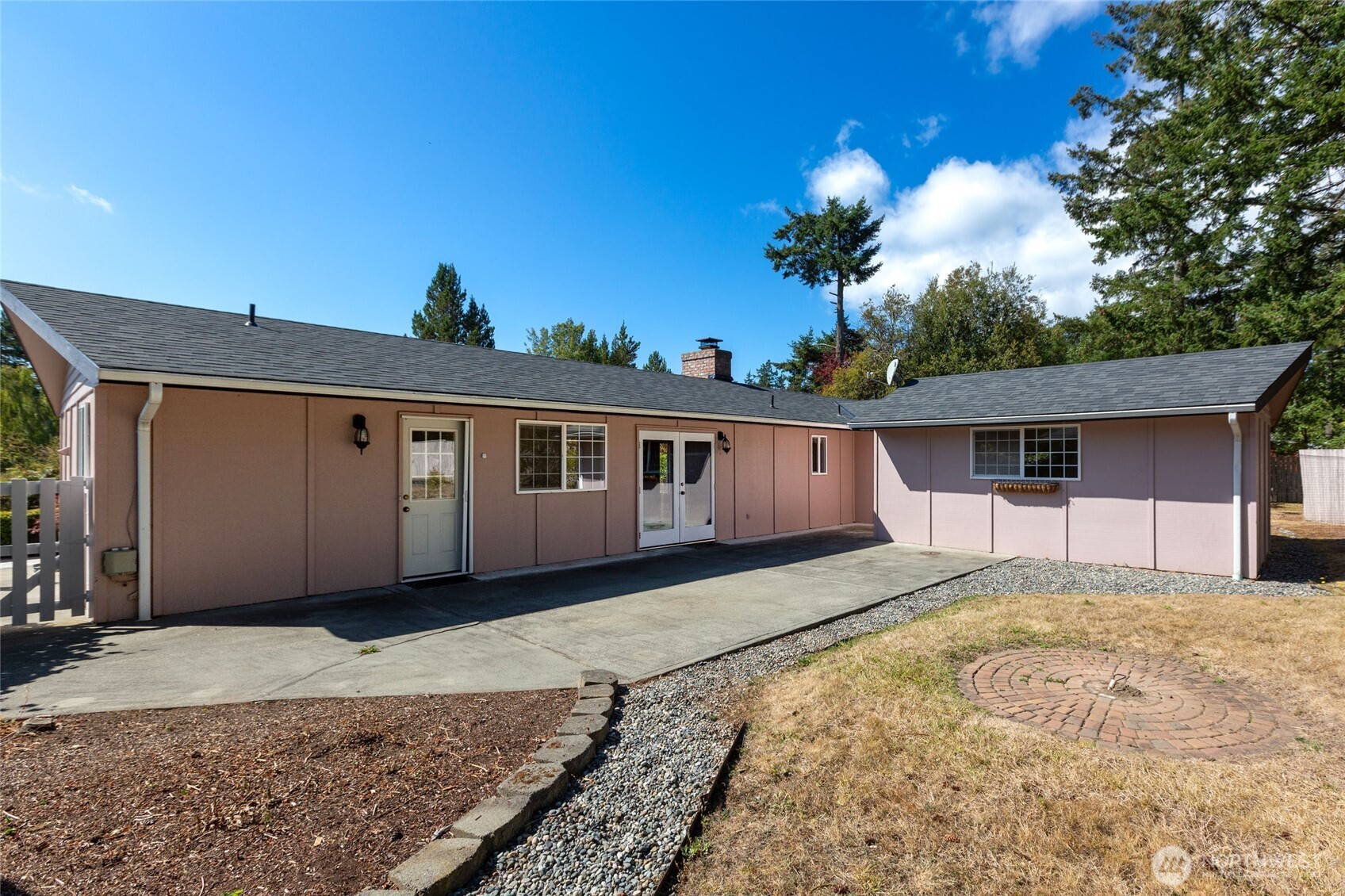 842 Treeline Drive Property Photo 24