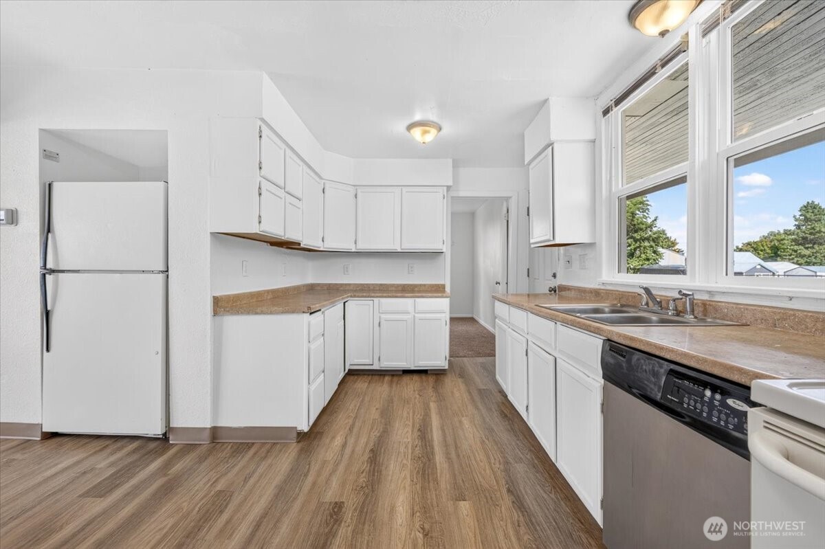 1201 5th Street Property Photo 8