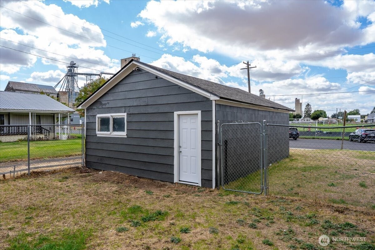 1201 5th Street Property Photo 28