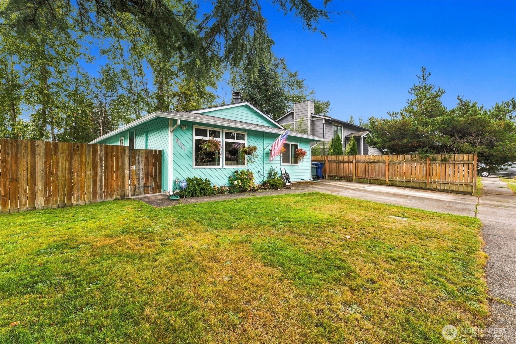 9001 E E Street Property Photo 1