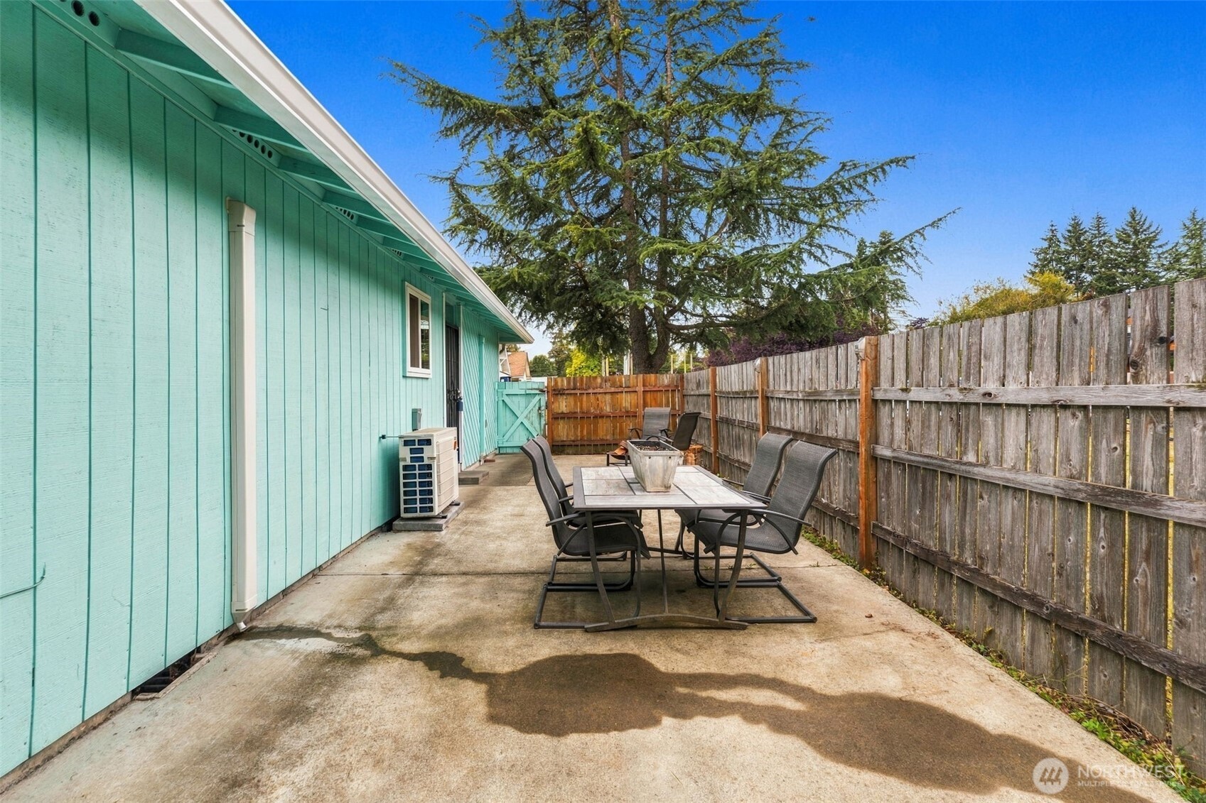 9001 E E Street Property Photo 4