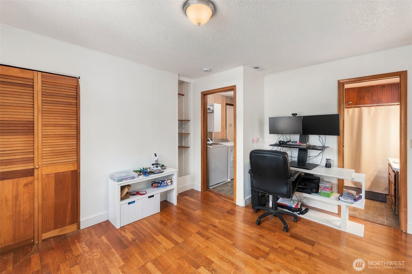 9001 E E Street Property Photo 15